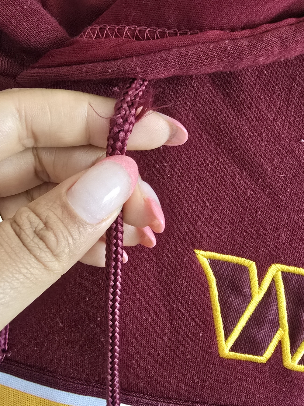NFL Team Apparel Women's Washington Football Team Hoodie - Picture 7 of 15